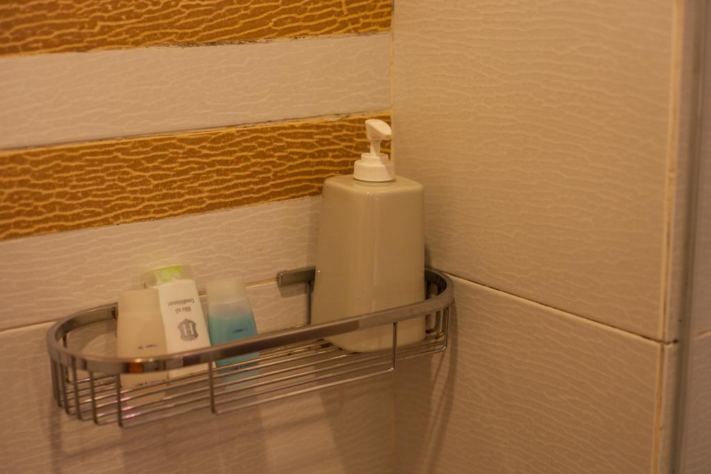 Iris Boutique Hotel Ханой Екстериор снимка