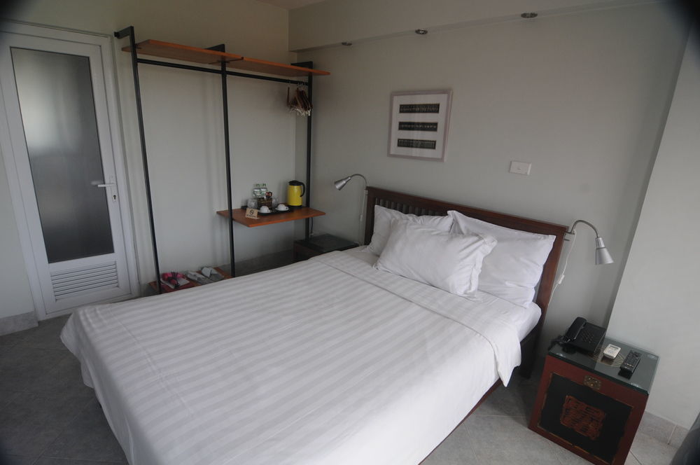 Iris Boutique Hotel Ханой Екстериор снимка