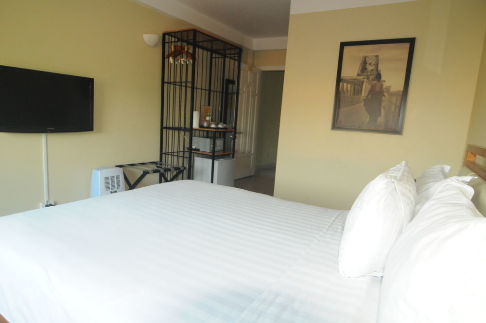 Iris Boutique Hotel Ханой Екстериор снимка