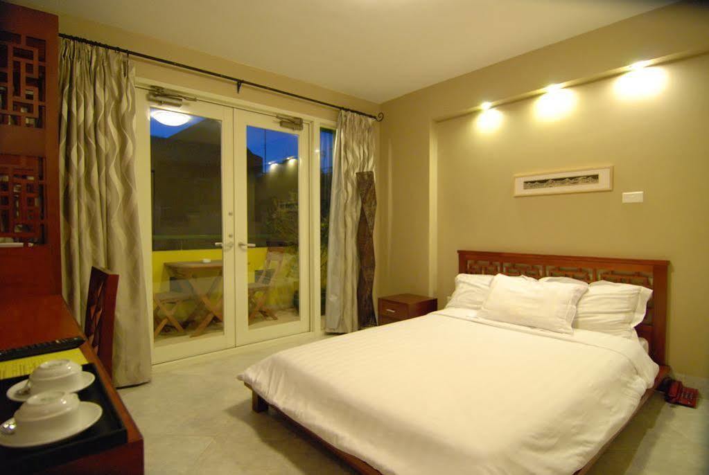 Iris Boutique Hotel Ханой Екстериор снимка