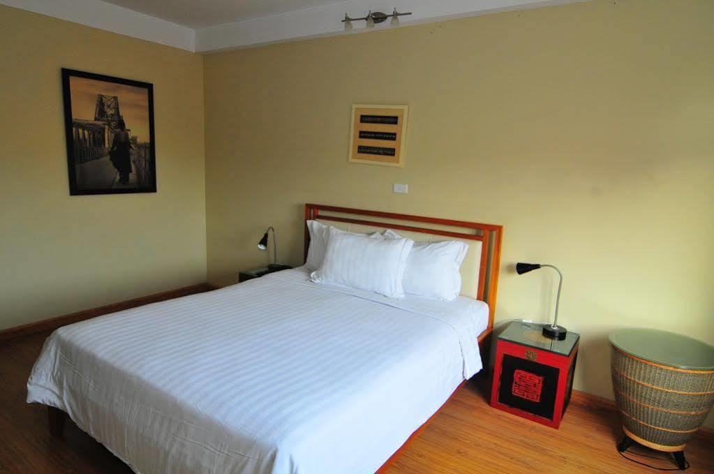 Iris Boutique Hotel Ханой Екстериор снимка